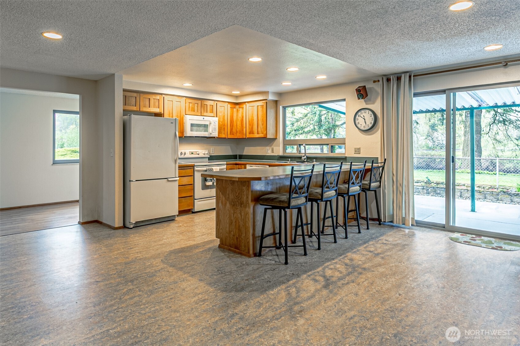 1808 Riverview Drive NE Auburn WA 98002
