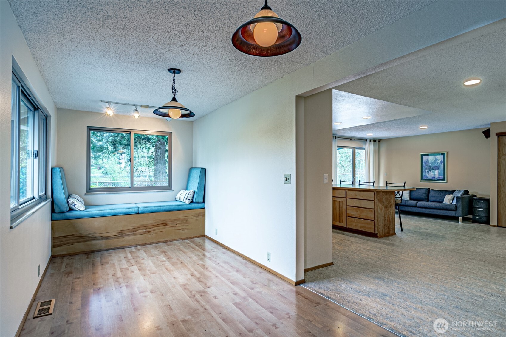 1808 Riverview Drive NE Auburn WA 98002