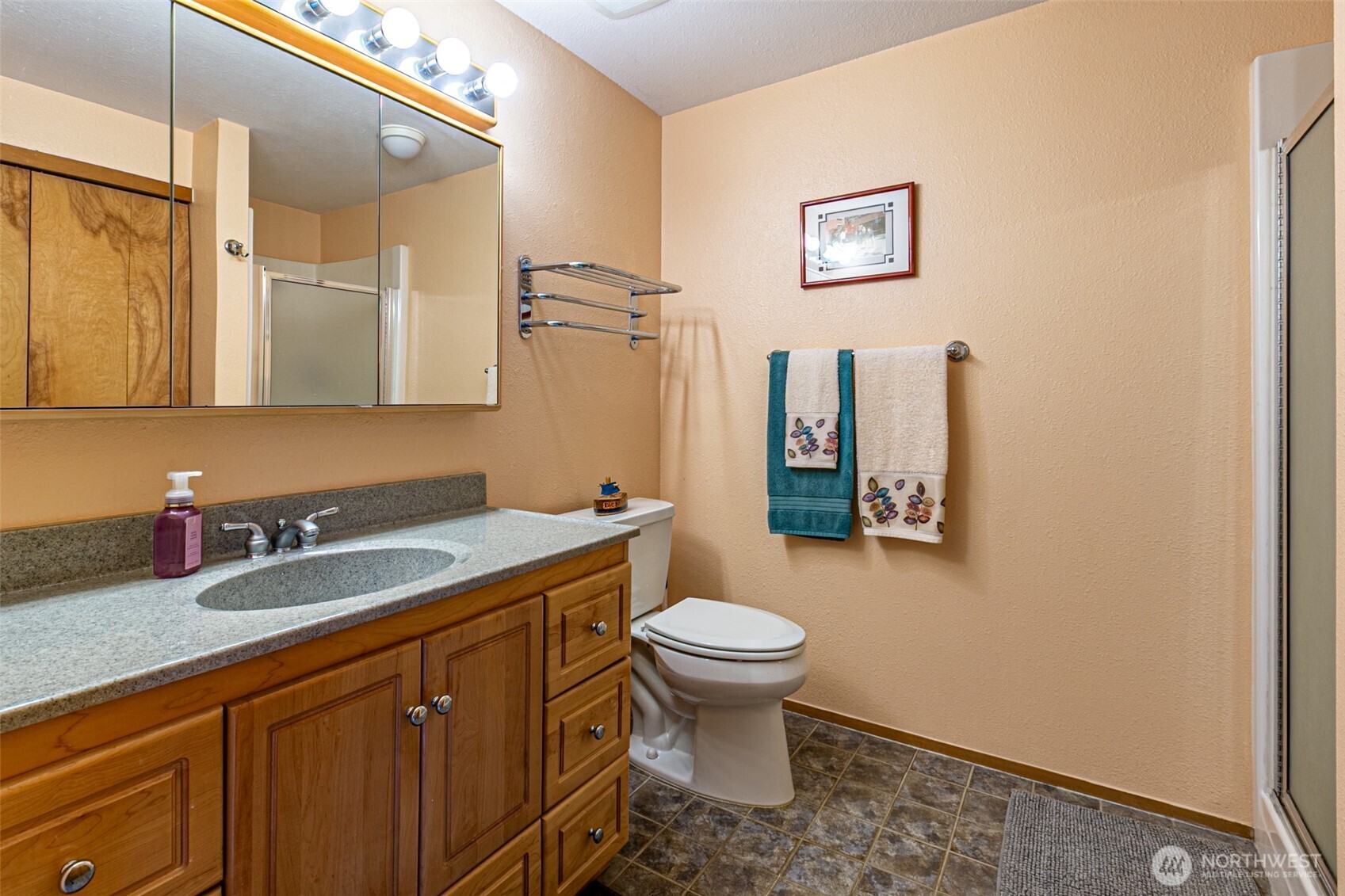1808 Riverview Drive NE Auburn WA 98002