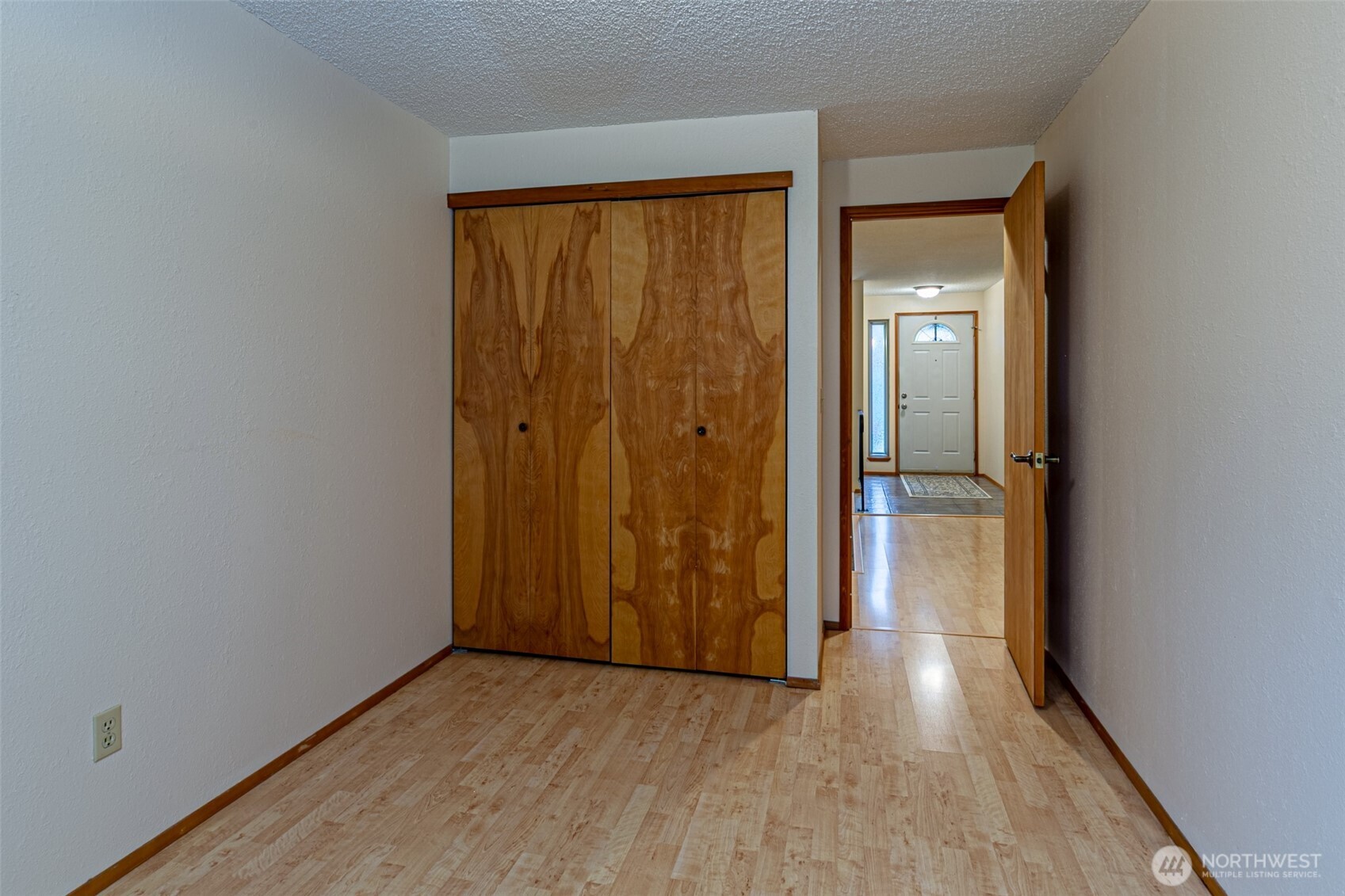 1808 Riverview Drive NE Auburn WA 98002