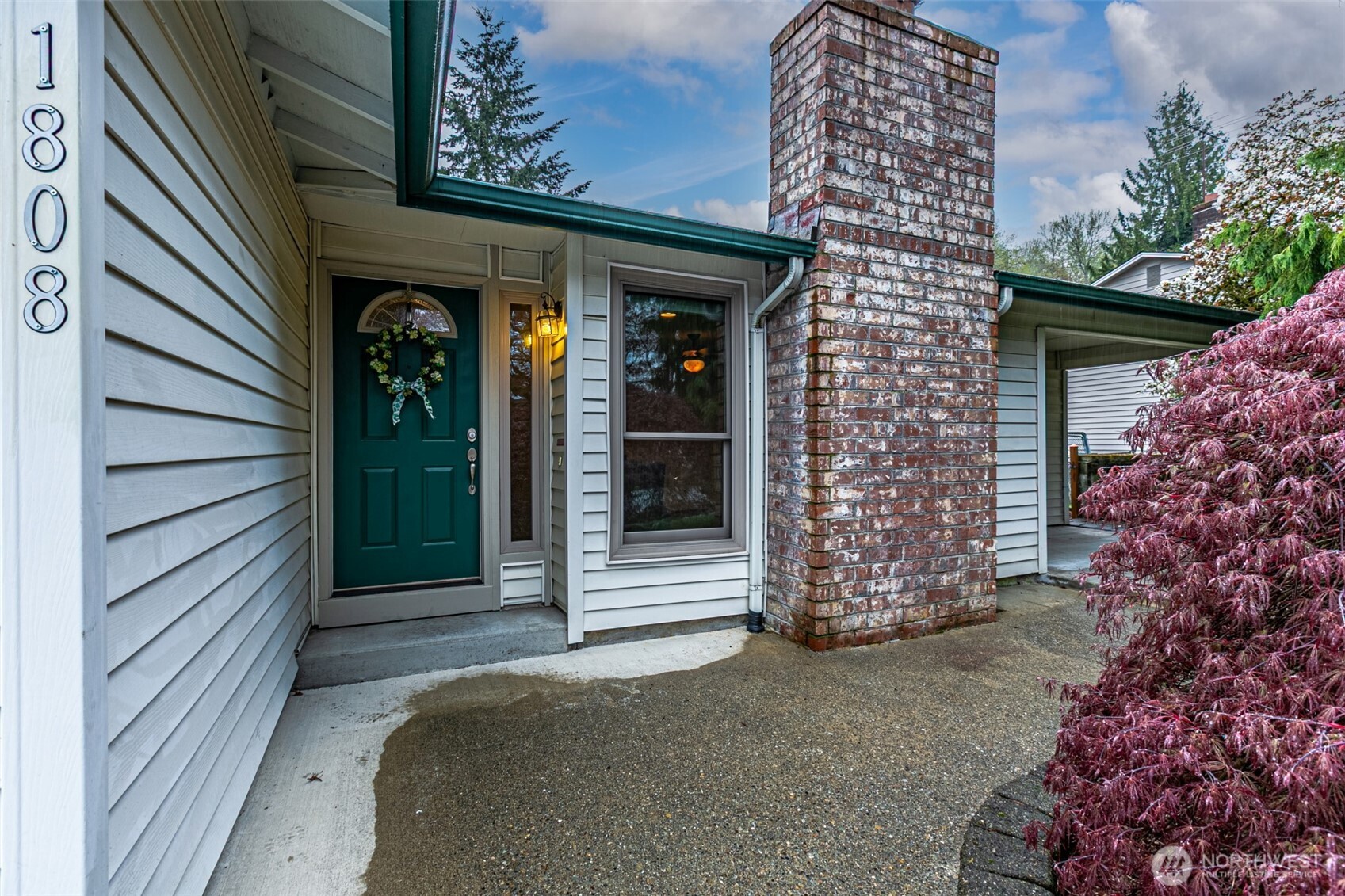 1808 Riverview Drive NE Auburn WA 98002