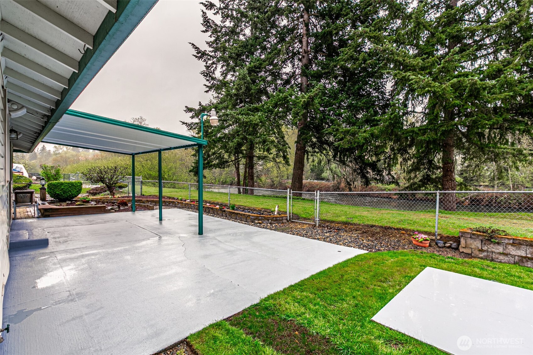 1808 Riverview Drive NE Auburn WA 98002
