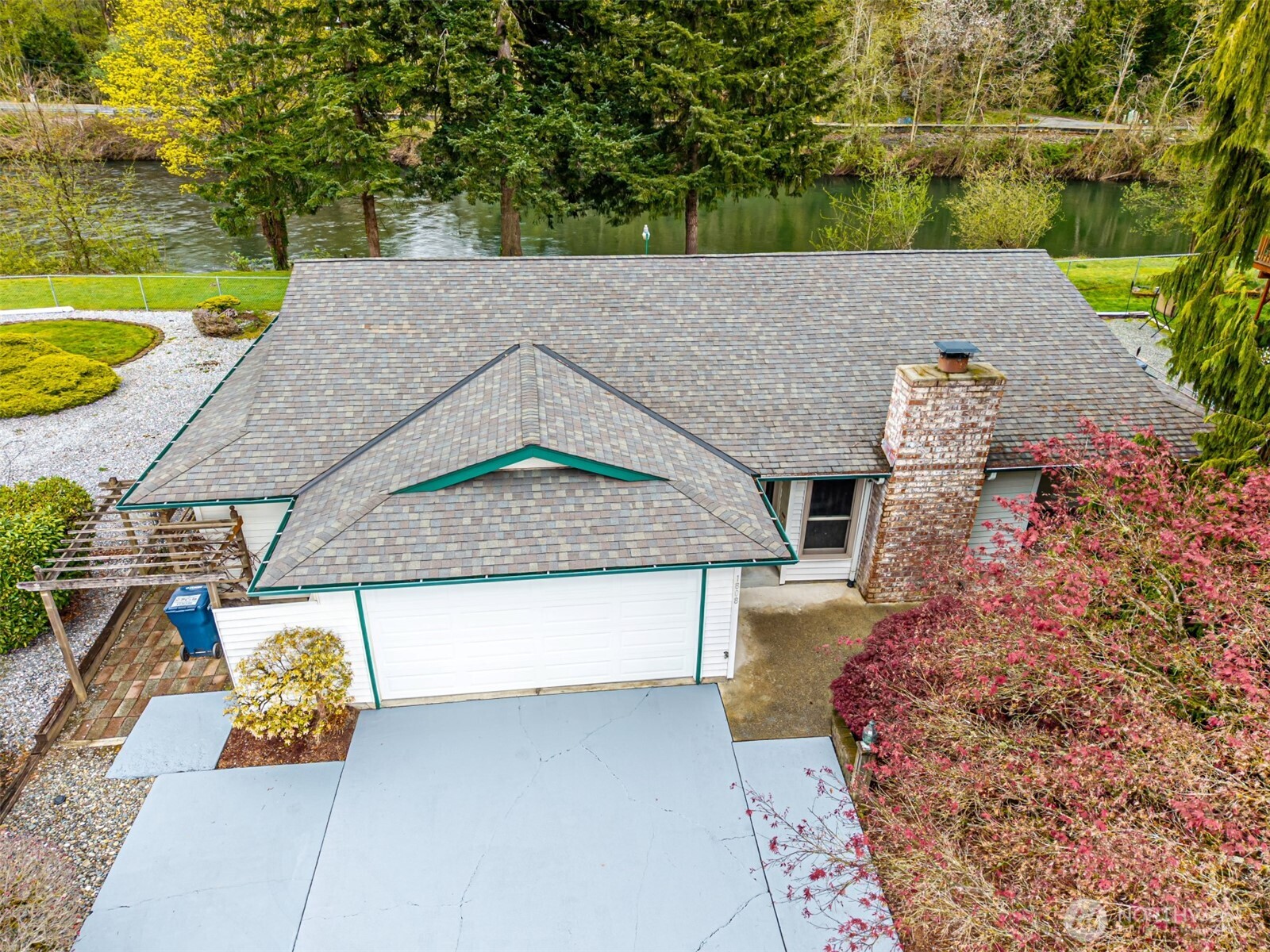 1808 Riverview Drive NE Auburn WA 98002
