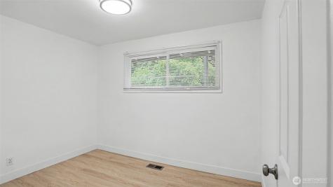 3401 NE 8th Street Renton WA 98056
