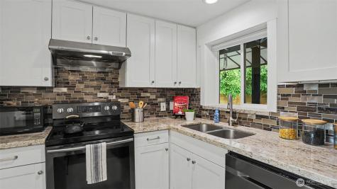 3401 NE 8th Street Renton WA 98056