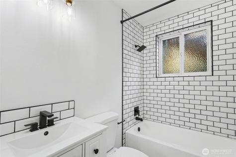 19309 65th Street E Bonney Lake WA 98391