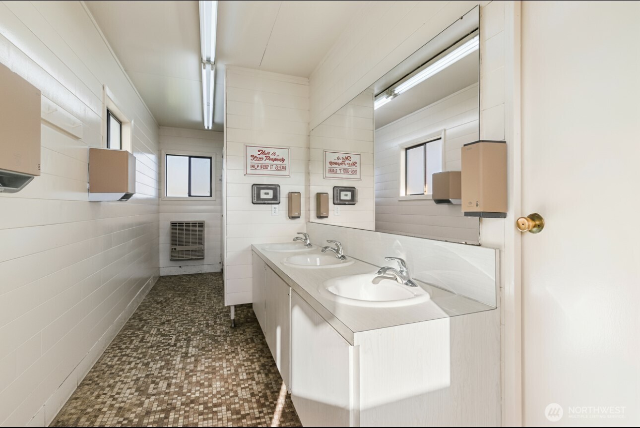 7704 Birch Bay Drive Blaine WA 98030