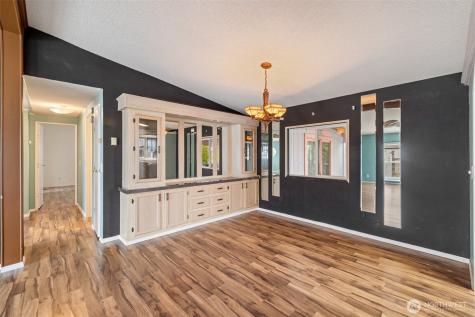 325 N 5th Avenue Sequim WA 98382