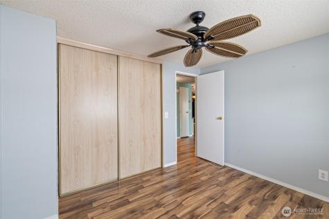 325 N 5th Avenue Sequim WA 98382