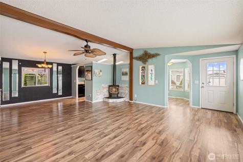 325 N 5th Avenue Sequim WA 98382