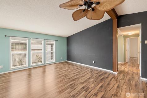 325 N 5th Avenue Sequim WA 98382