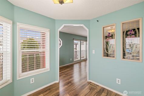 325 N 5th Avenue Sequim WA 98382