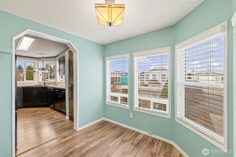 325 N 5th Avenue Sequim WA 98382