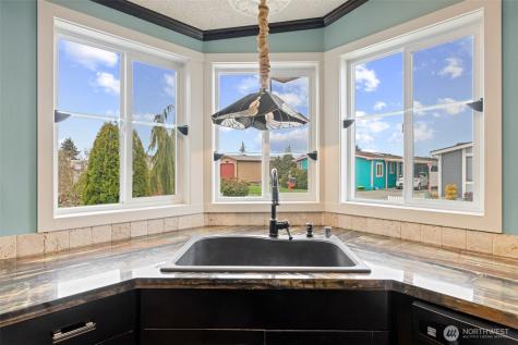 325 N 5th Avenue Sequim WA 98382
