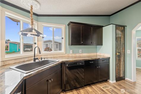 325 N 5th Avenue Sequim WA 98382