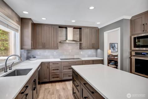 10523 NE 118th Lane Kirkland WA 98034