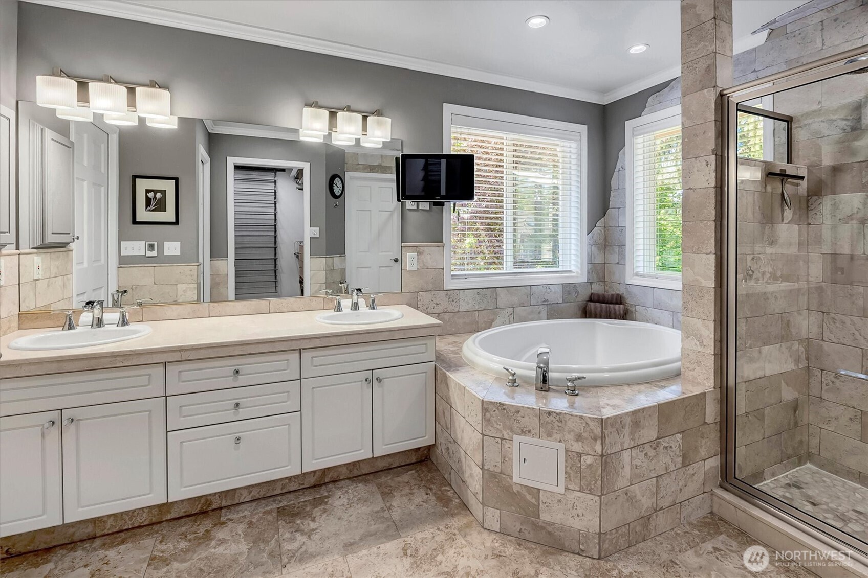 10523 NE 118th Lane Kirkland WA 98034