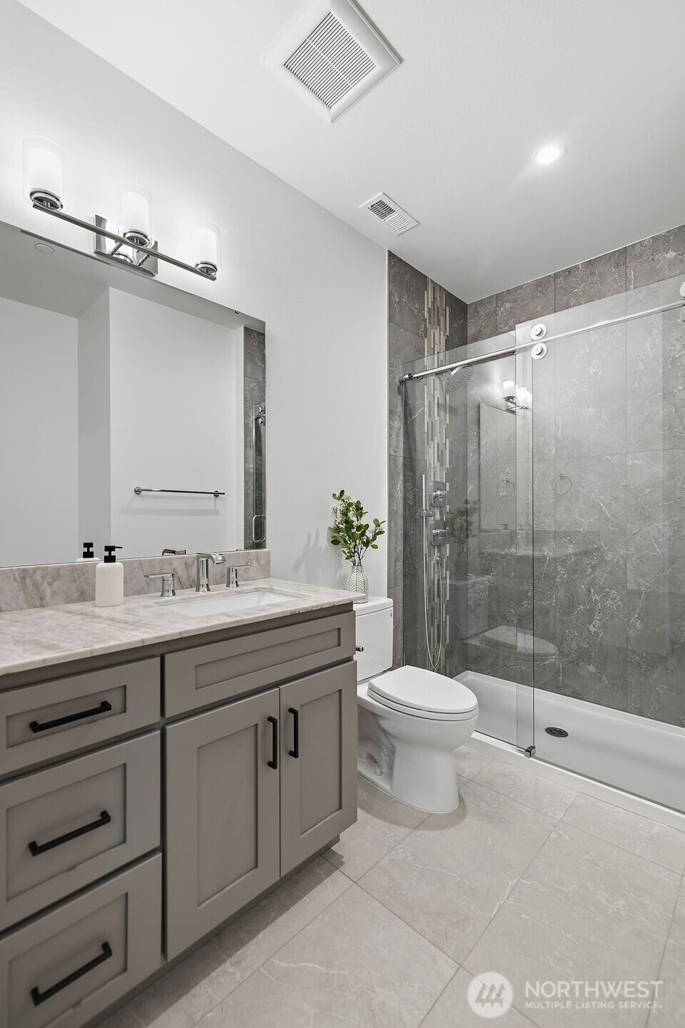 23706 84th Avenue W Edmonds WA 98026