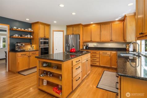 15050 225th Avenue NE Woodinville WA 98077