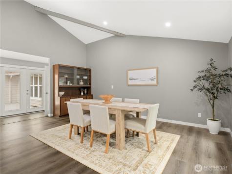15245 260th Avenue SE Issaquah WA 98027
