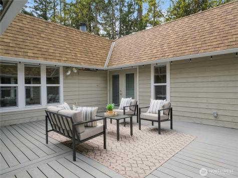 15245 260th Avenue SE Issaquah WA 98027