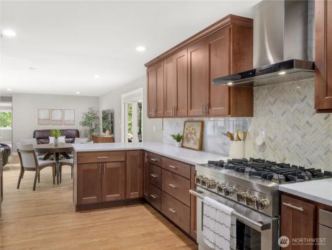 15245 260th Avenue SE Issaquah WA 98027