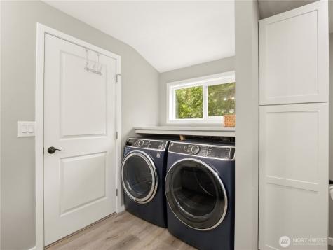 15245 260th Avenue SE Issaquah WA 98027