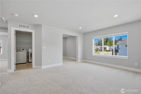 6302 SW 206th Place Lynnwood WA 98036