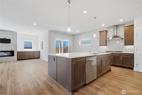 6302 SW 206th Place Lynnwood WA 98036