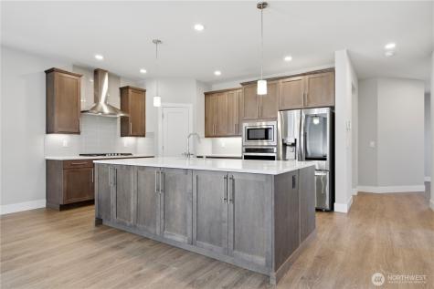 6302 SW 206th Place Lynnwood WA 98036