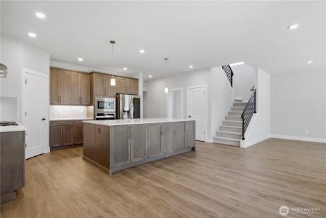 6302 SW 206th Place Lynnwood WA 98036