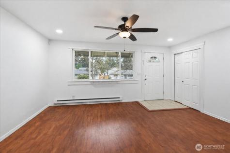 4404 SE 3rd Place Renton WA 98059