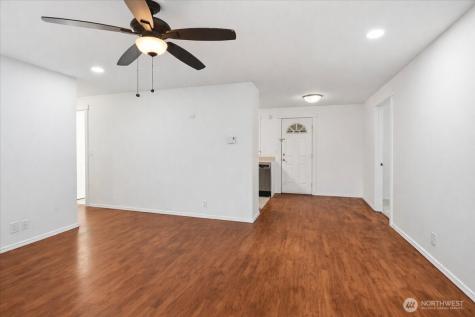 4404 SE 3rd Place Renton WA 98059