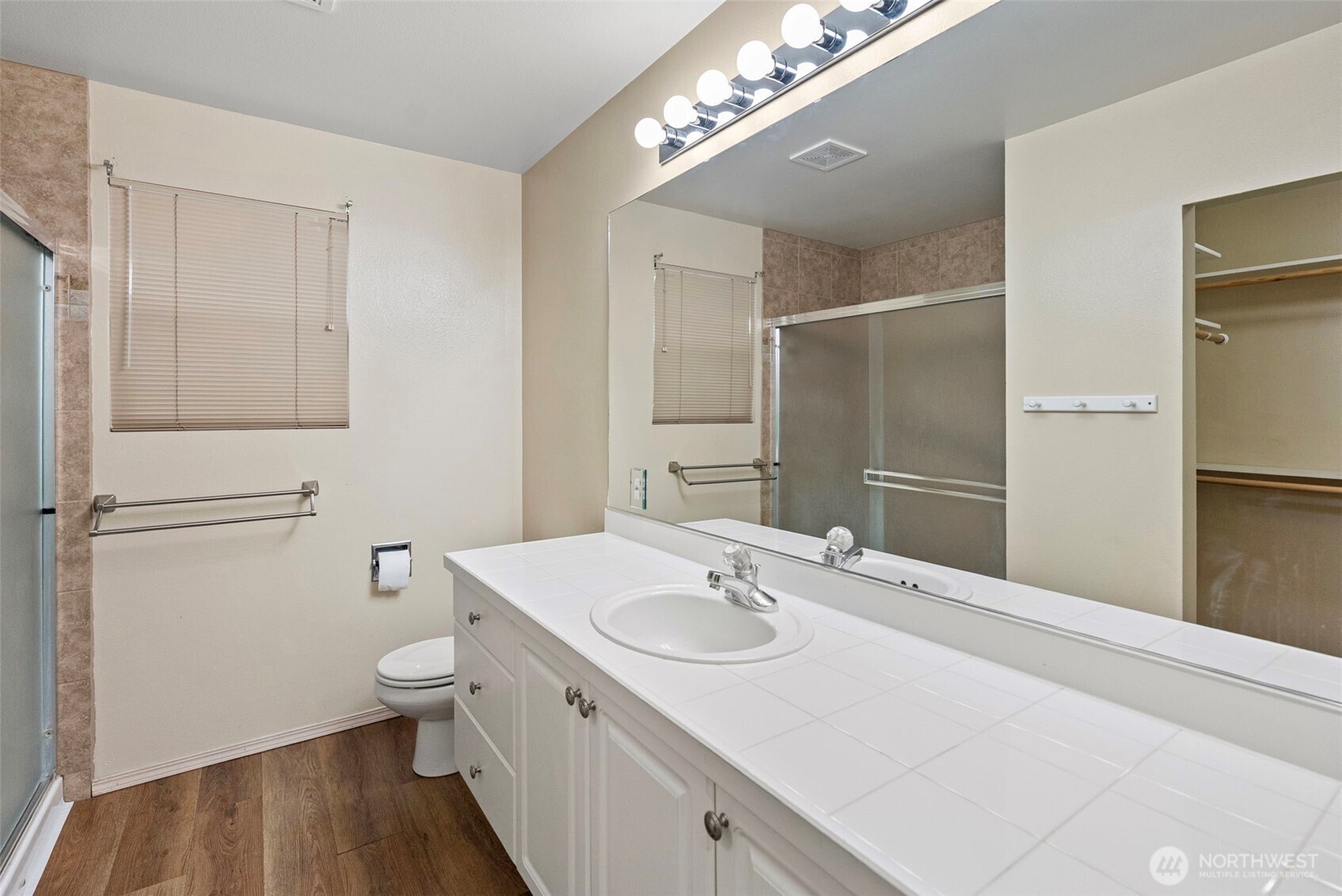 9738 Sea Isle Lane NW Silverdale WA 98383