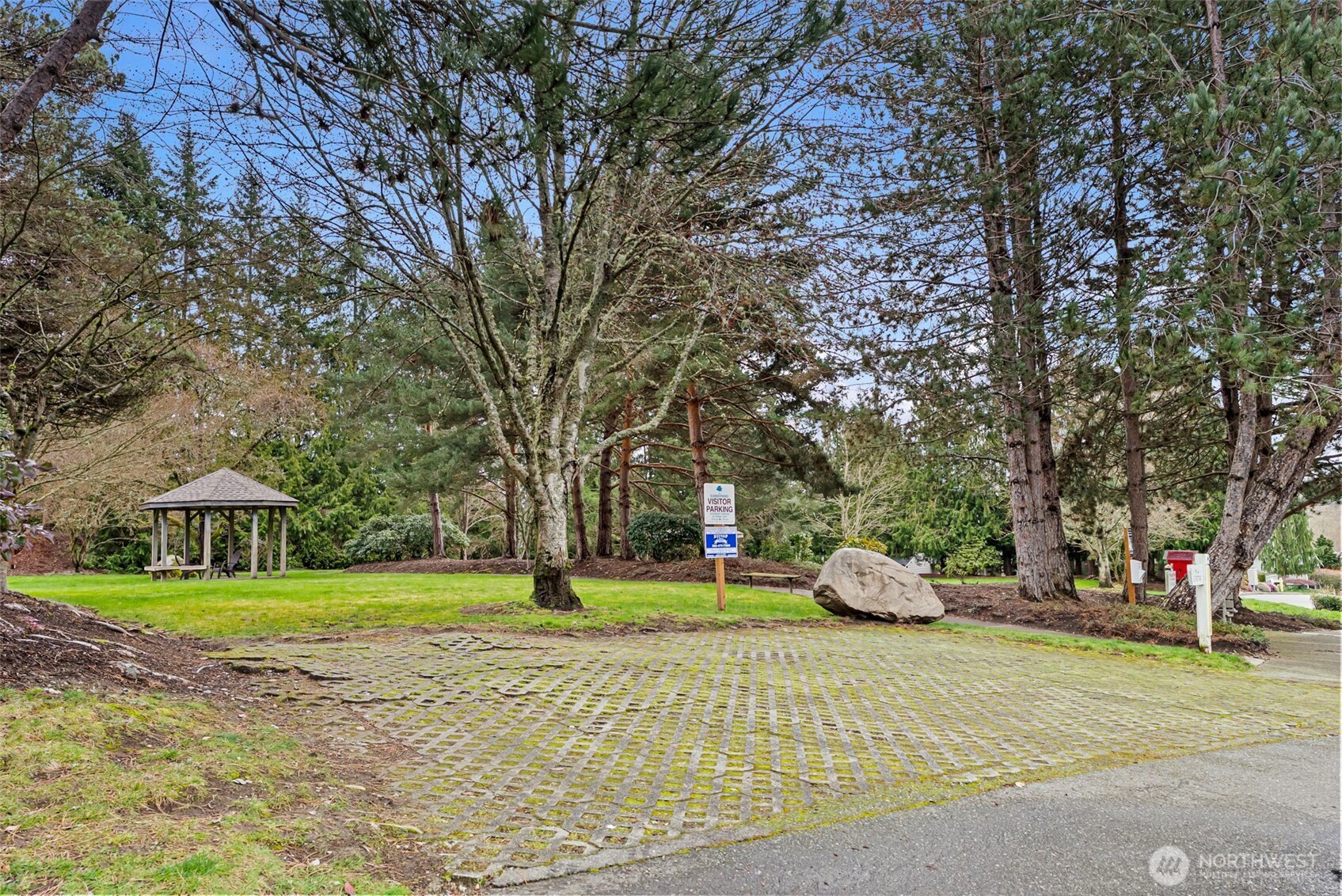9738 Sea Isle Lane NW Silverdale WA 98383