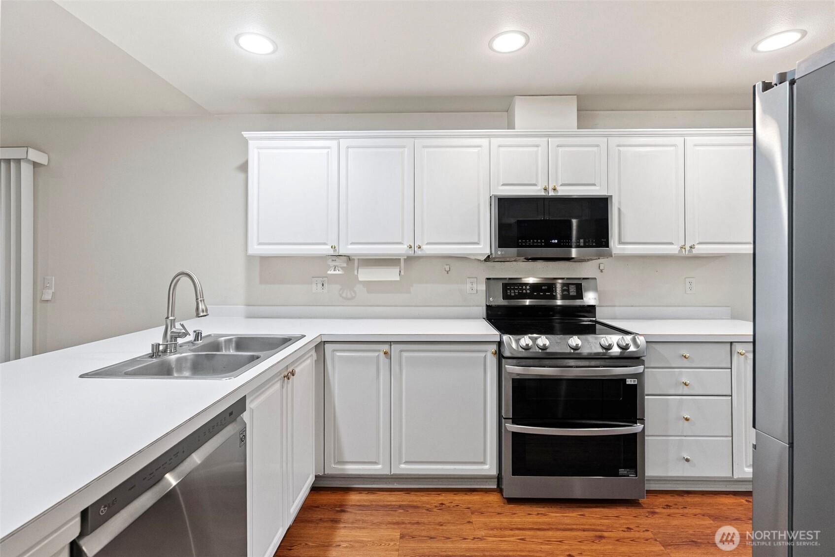 9738 Sea Isle Lane NW Silverdale WA 98383