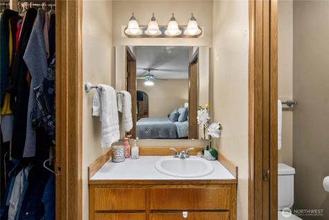 5103 S Garden Loop Road Seattle WA 98118
