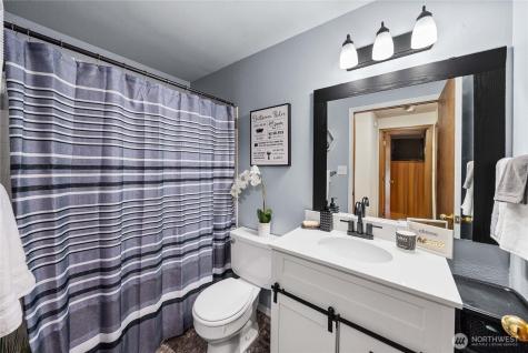 5103 S Garden Loop Road Seattle WA 98118