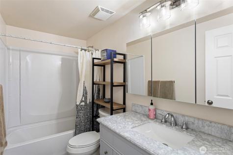 10407 206th Avenue NE Redmond WA 98053