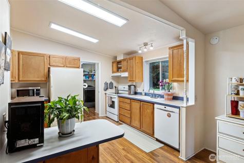 10407 206th Avenue NE Redmond WA 98053