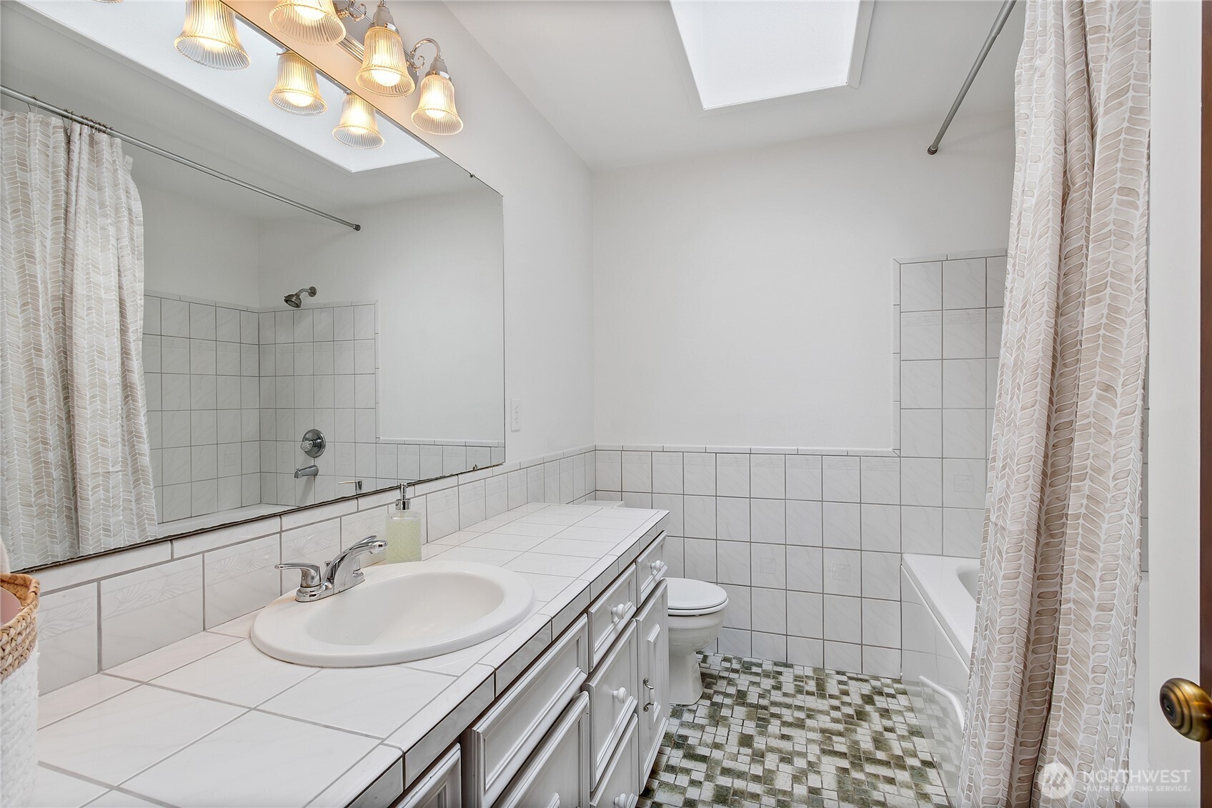 14824 25th Avenue E Tacoma WA 98445