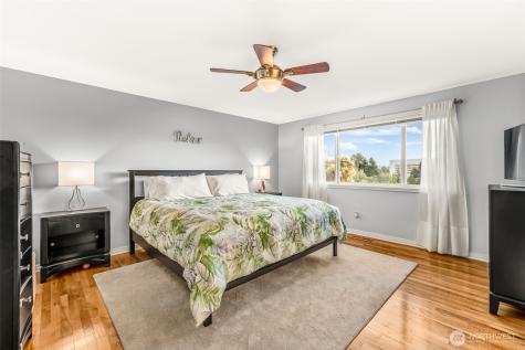 11907 NE 133rd Place Kirkland WA 98034
