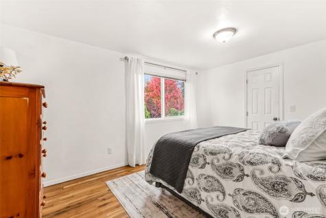 11907 NE 133rd Place Kirkland WA 98034