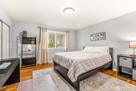 11907 NE 133rd Place Kirkland WA 98034