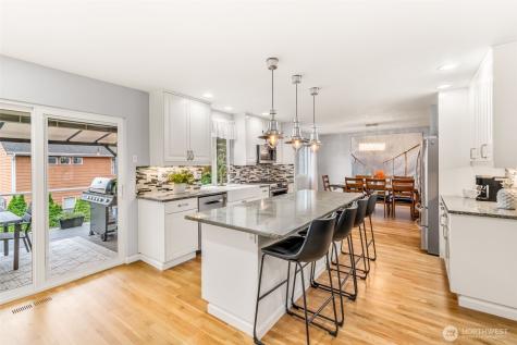 11907 NE 133rd Place Kirkland WA 98034