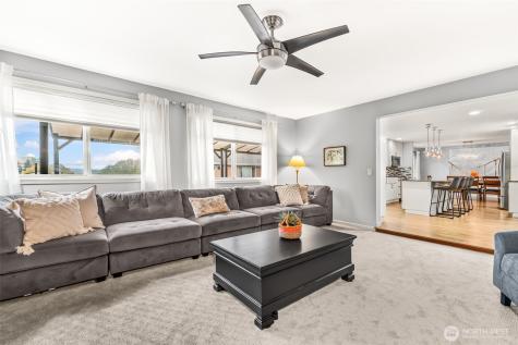 11907 NE 133rd Place Kirkland WA 98034