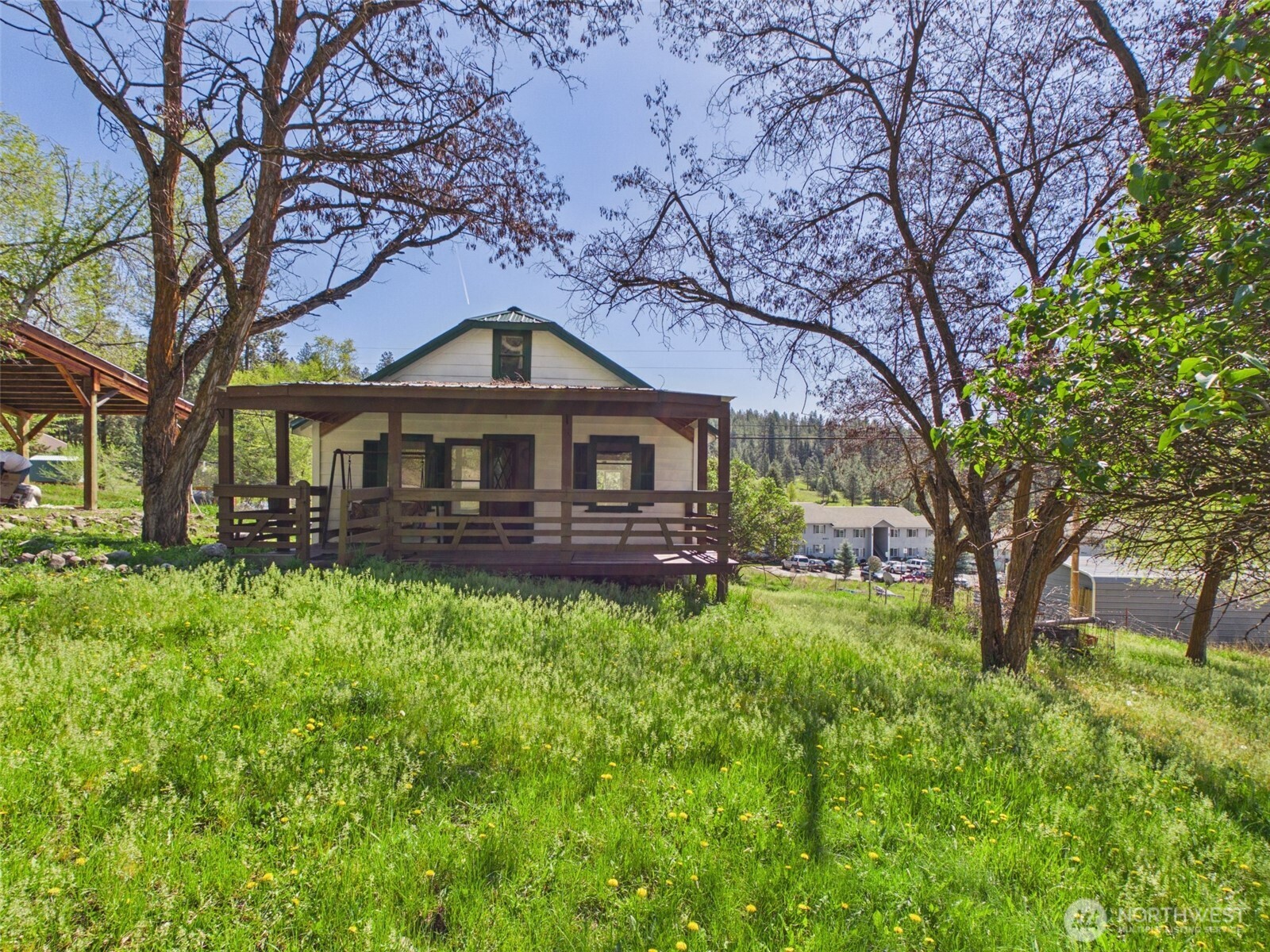 50 Klondike Road Republic WA 99166