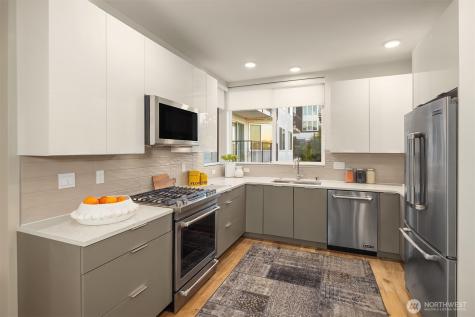 1122 5th Avenue N Seattle WA 98109