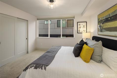 1122 5th Avenue N Seattle WA 98109
