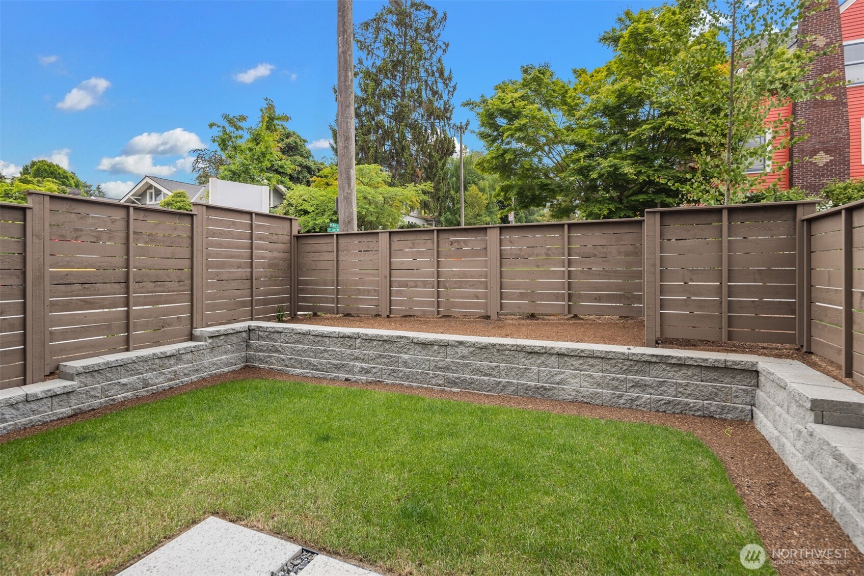 102 NE 44th Street Seattle WA 98105